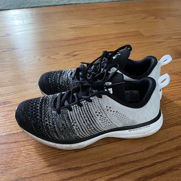 COPY - APL Techloom x Lululemon Shoes - Picture 1 of 4